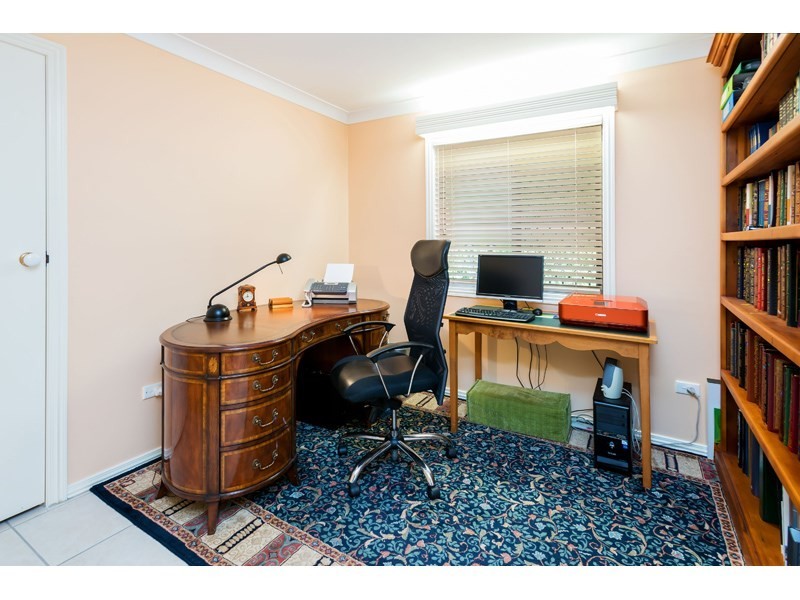 42 Gyranda Street, Carina Heights QLD 4152