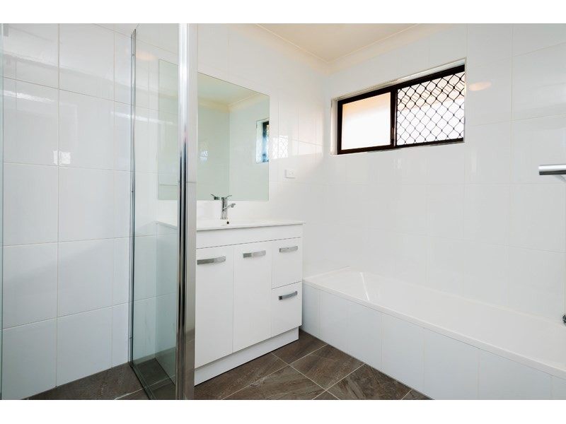 4 Naples Street, Wishart QLD 4122