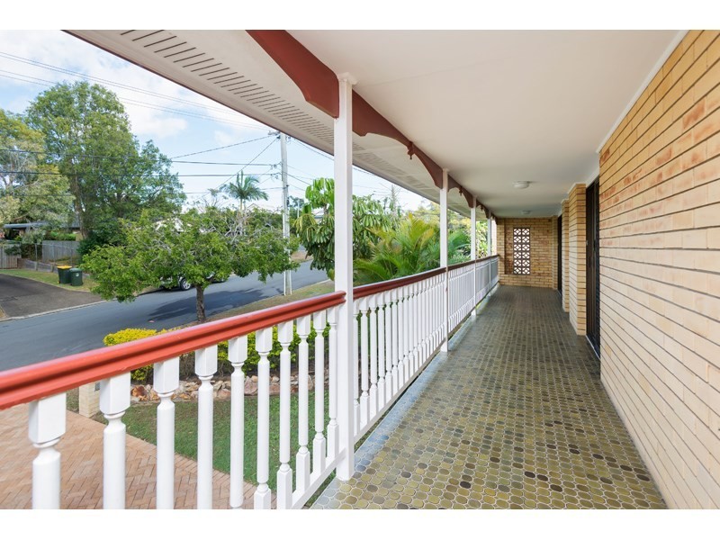 4 Naples Street, Wishart QLD 4122