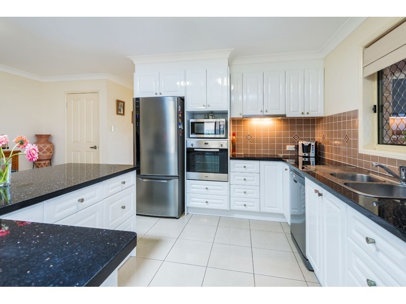 135 Morialta Street, Mansfield QLD 4122