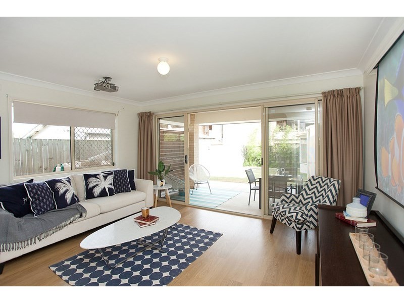 33 Wanda Road, Upper Mount Gravatt QLD 4122