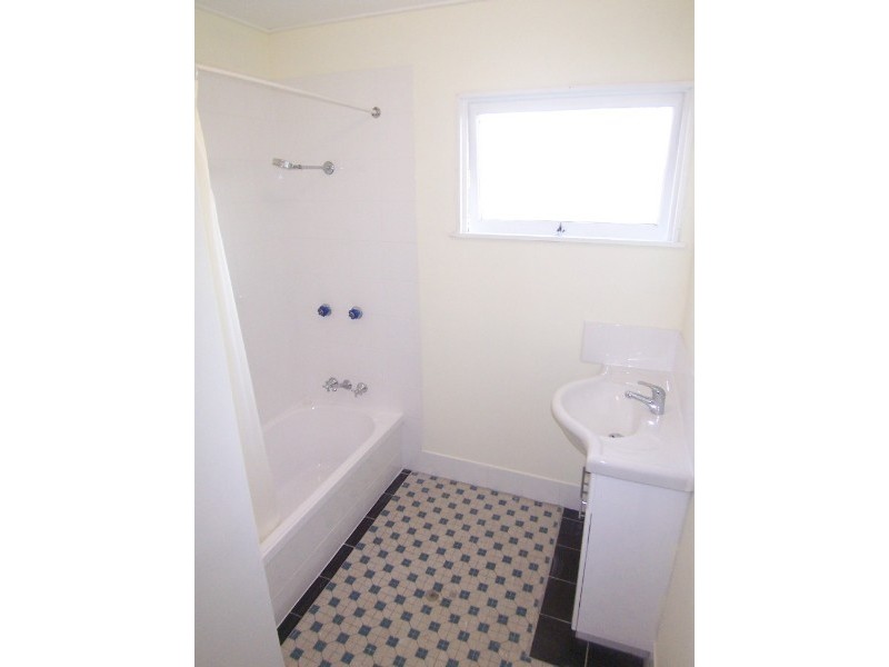 10 Alberon Street, Wishart QLD 4122