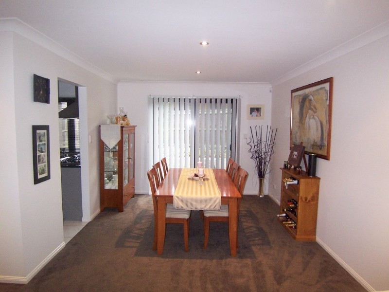 23a Apple Blossom Plc, Eight Mile Plains QLD 4113