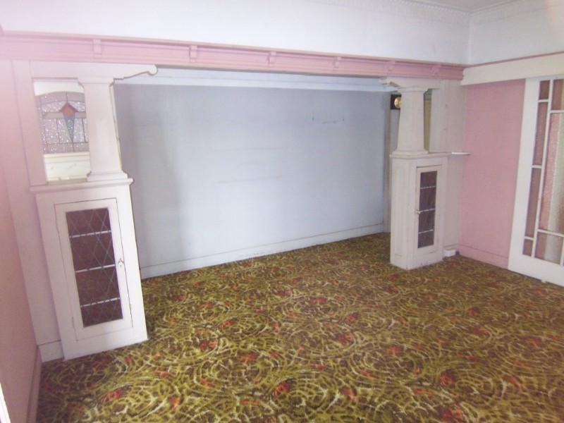 1109 Logan Road, Holland Park West QLD 4121