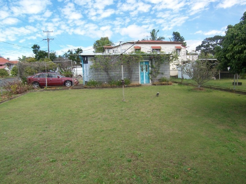 1109 Logan Road, Holland Park West QLD 4121