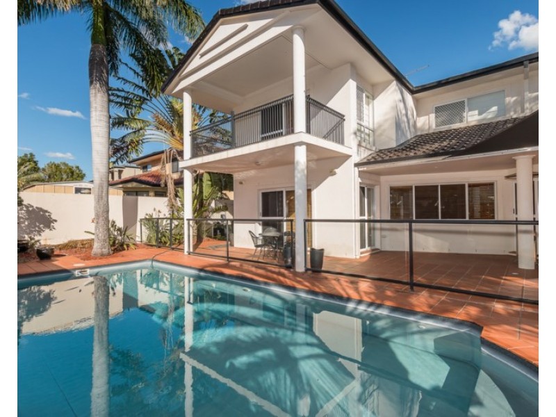 32 Sunset Place, Carindale QLD 4152