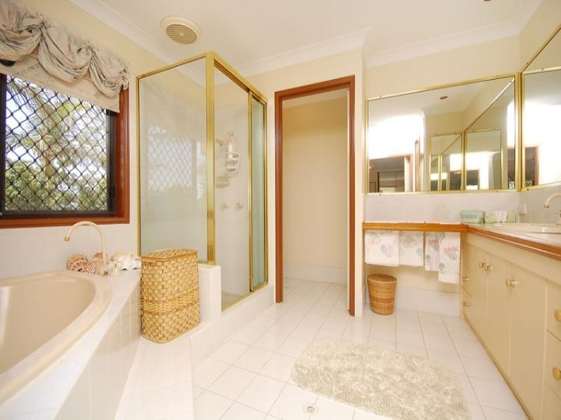 49 Panorama Place, Mount Gravatt East QLD 4122