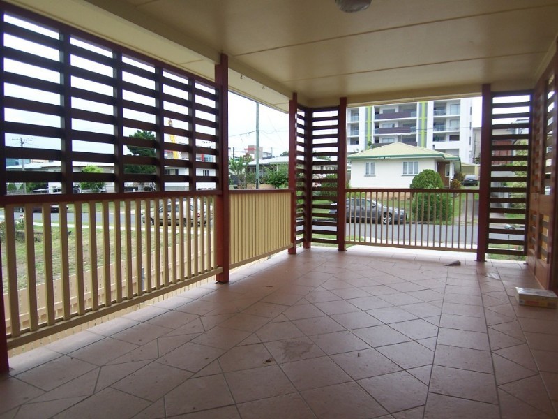18 Freda Street, Upper Mount Gravatt QLD 4122