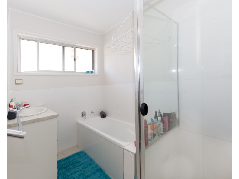 1 Cornflower Street, Mansfield QLD 4122