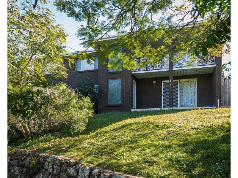 1 Cornflower Street, Mansfield QLD 4122