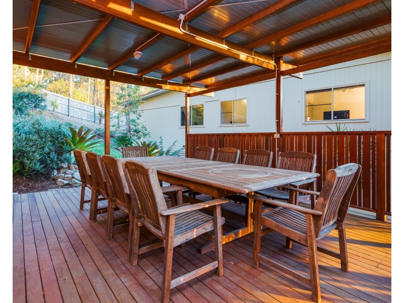 18 Carnarvon Crescent, Waterford QLD 4133