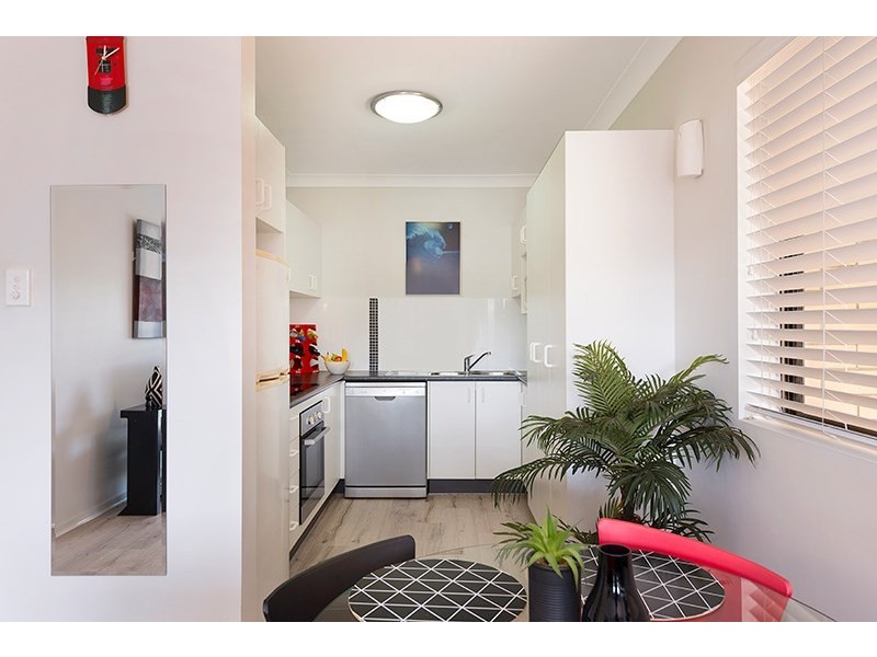 6/2 Raintree Street, Mansfield QLD 4122