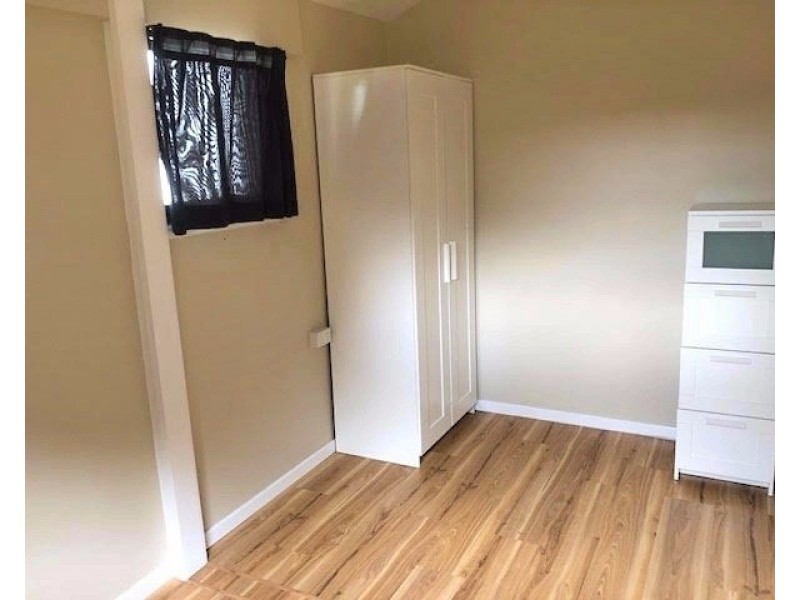 16 Broadwater Road, Mount Gravatt East QLD 4122