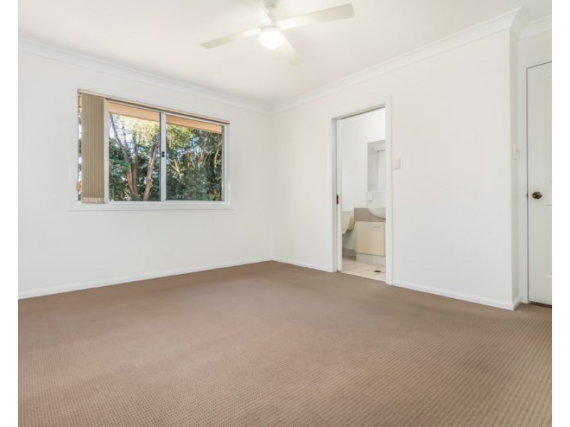 40 Le Grand Street, Macgregor QLD 4109