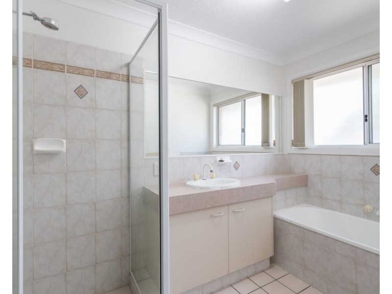 40 Le Grand Street, Macgregor QLD 4109