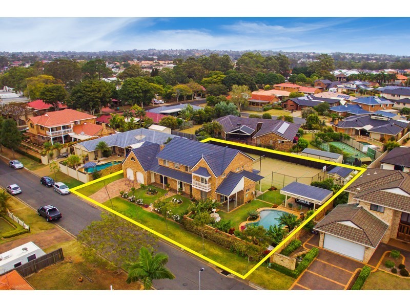 8 Dandelion Street, Eight Mile Plains QLD 4113