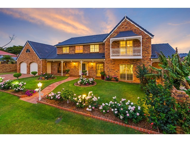 8 Dandelion Street, Eight Mile Plains QLD 4113