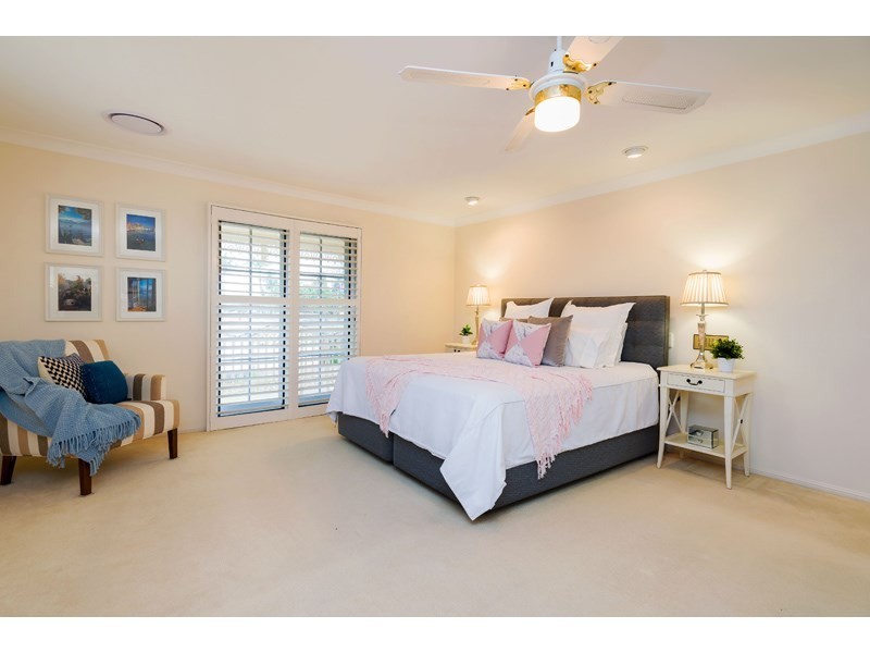 8 Dandelion Street, Eight Mile Plains QLD 4113