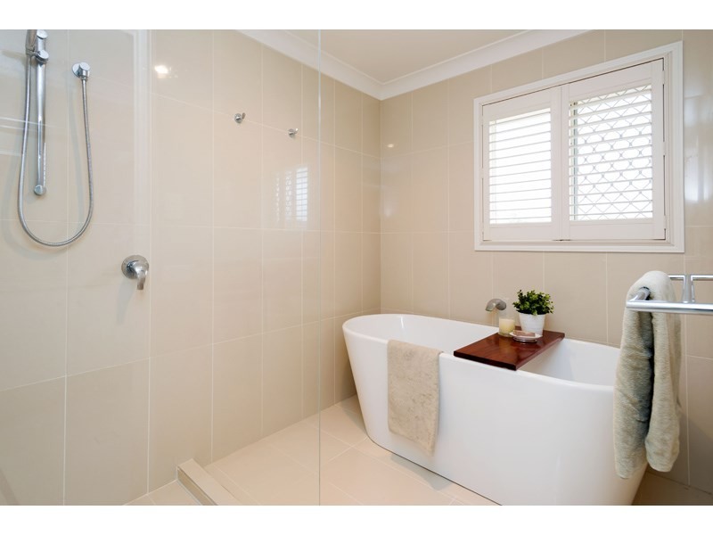 8 Dandelion Street, Eight Mile Plains QLD 4113