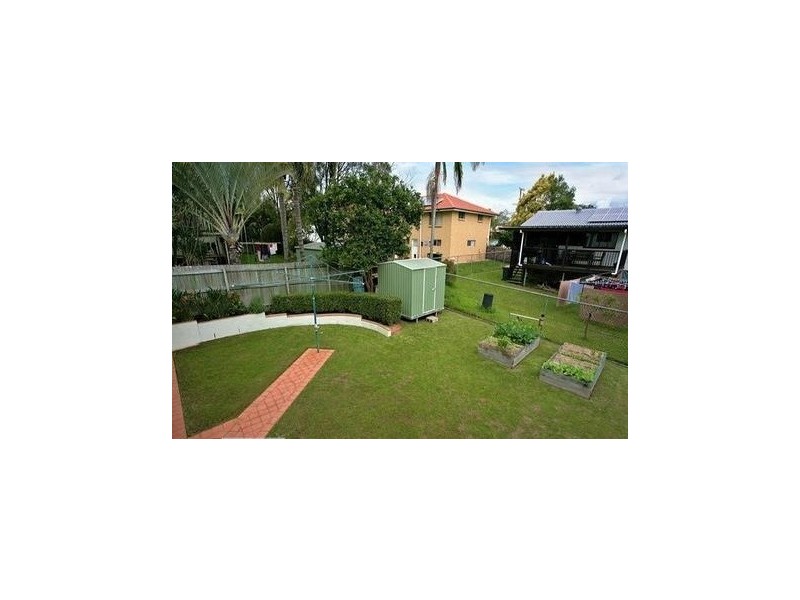 3 Handon Street, Mansfield QLD 4122