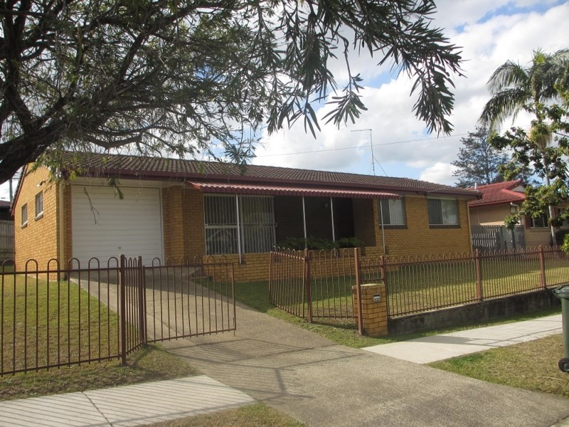 4 Ilya Street, Macgregor QLD 4109