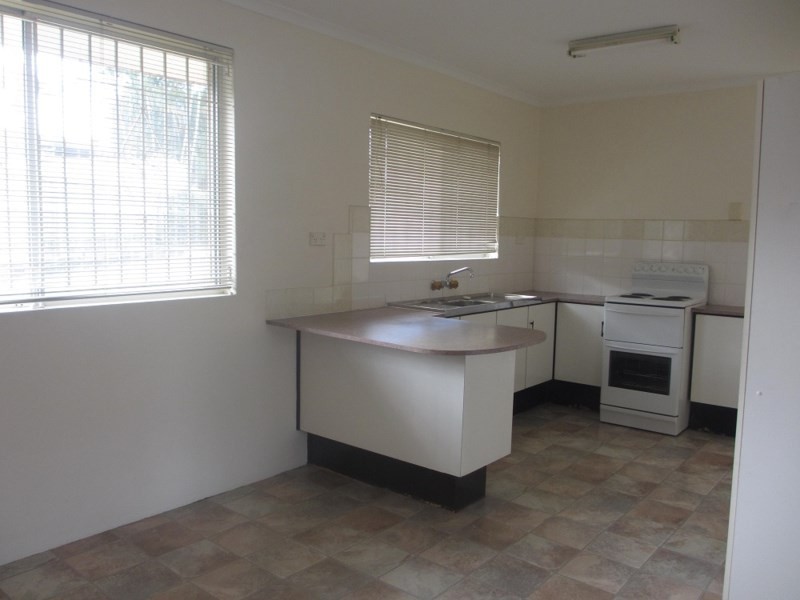 4 Ilya Street, Macgregor QLD 4109