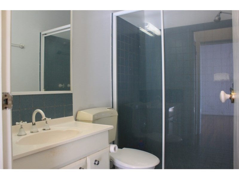93 Agnew Street, Norman Park QLD 4170