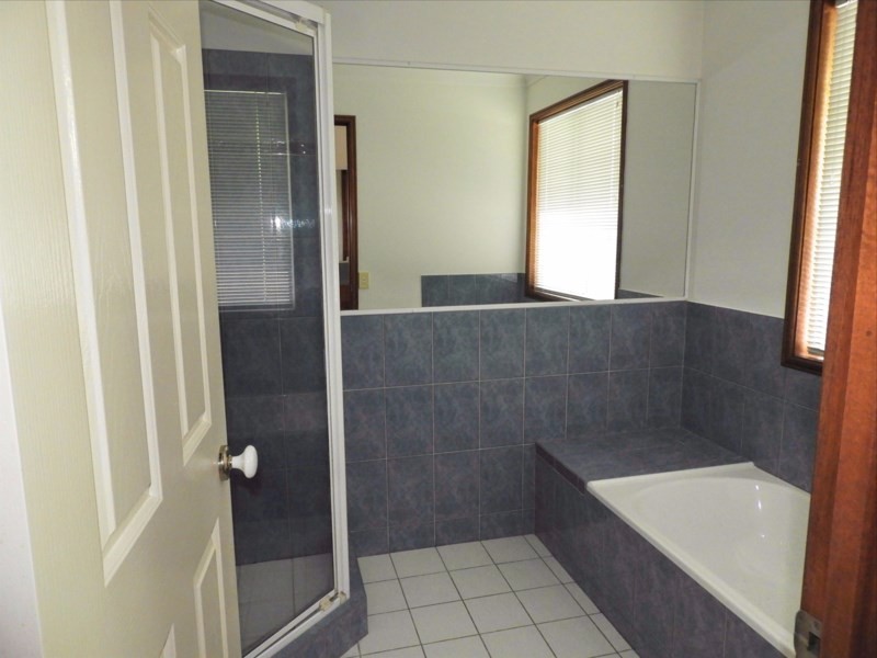59 Nardie Street, Eight Mile Plains QLD 4113