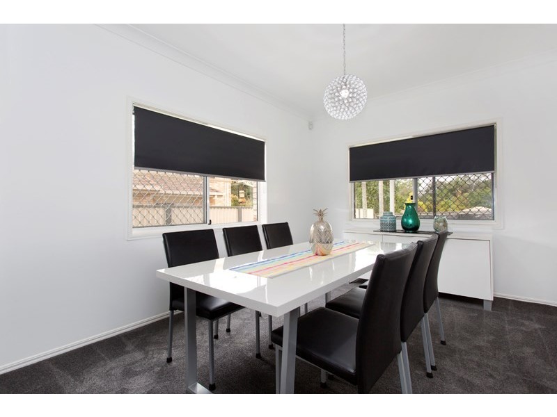 21 Lexington Place, Wishart QLD 4122