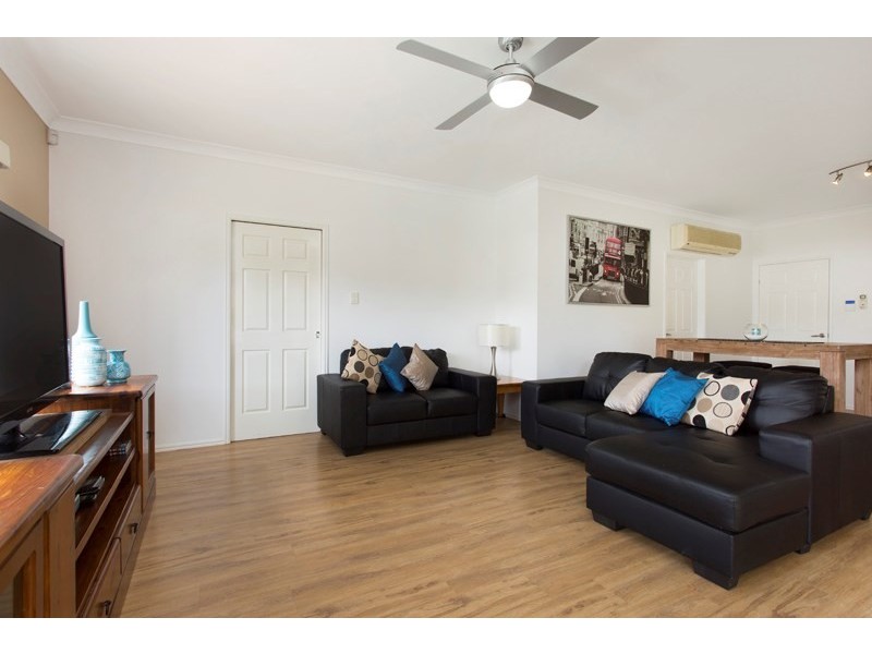 21 Lexington Place, Wishart QLD 4122