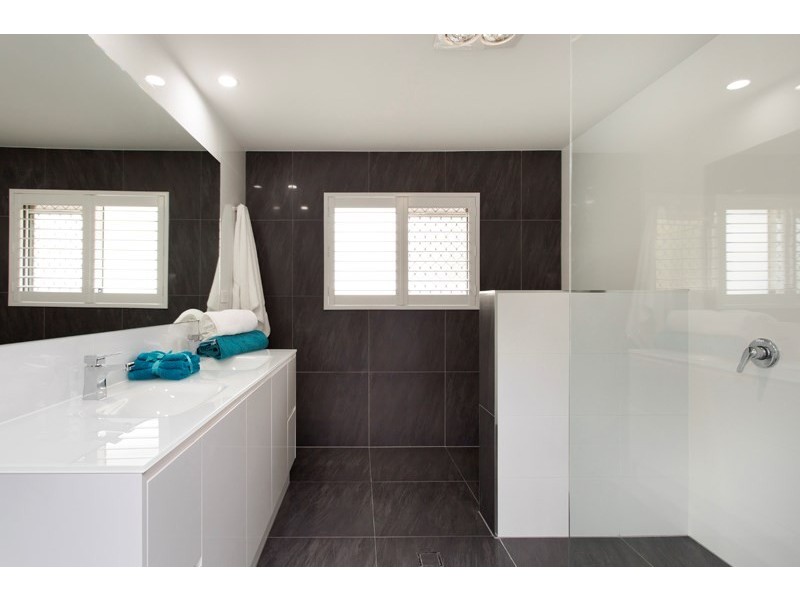 21 Lexington Place, Wishart QLD 4122