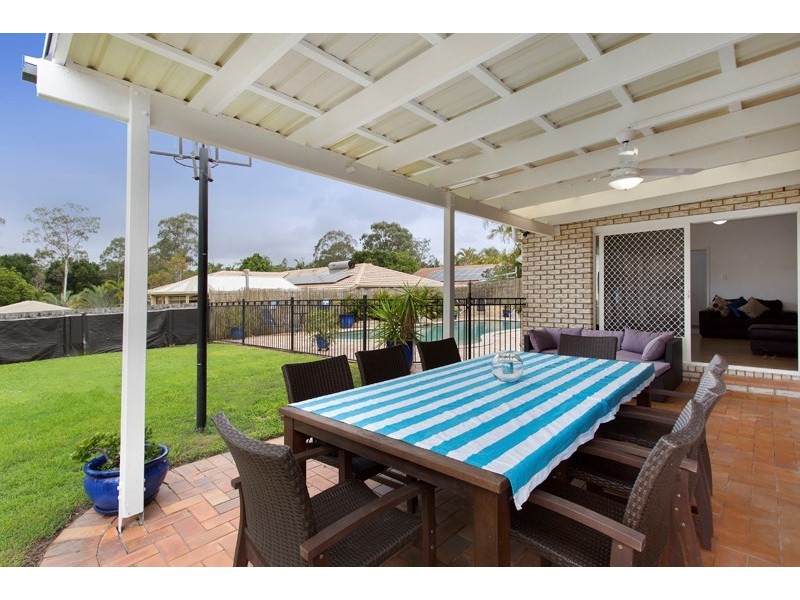 21 Lexington Place, Wishart QLD 4122