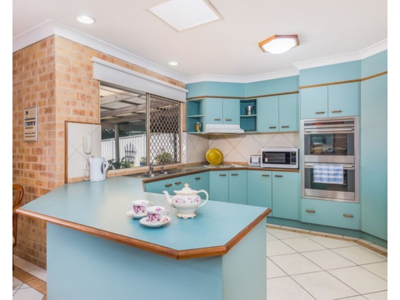 19 Maroo Street, Eight Mile Plains QLD 4113