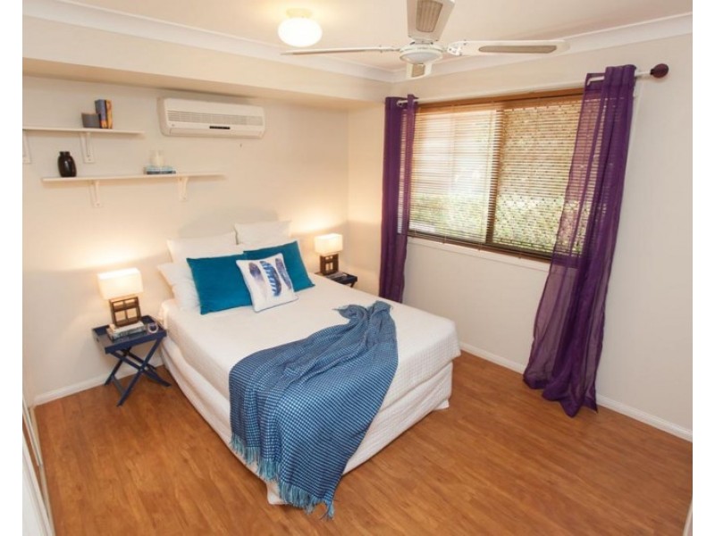 39 Mansfield Place, Mansfield QLD 4122