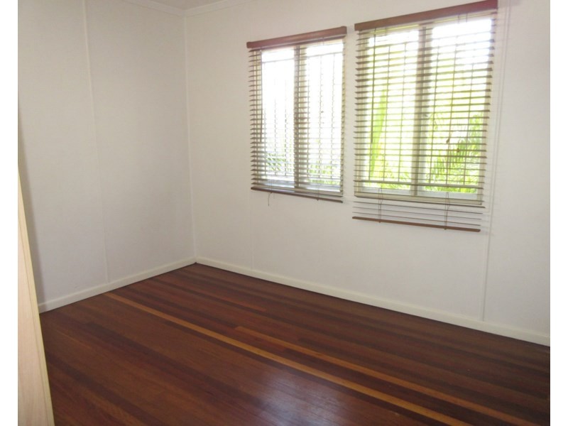 18 Allinga Street, Mount Gravatt East QLD 4122