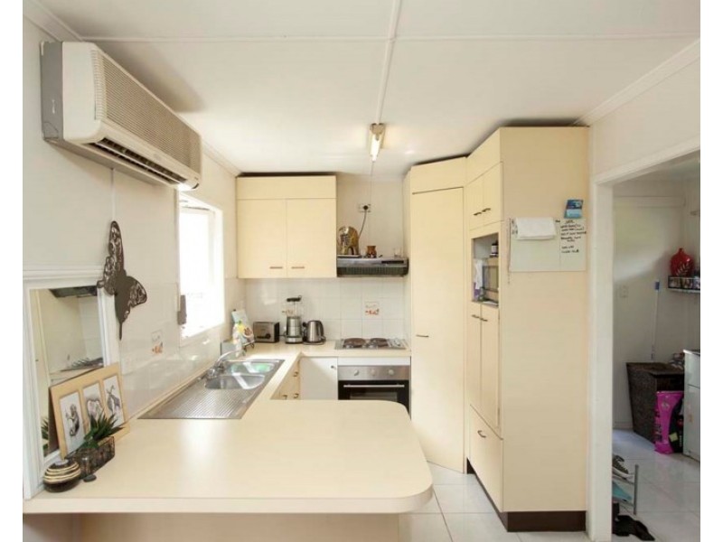 18 Allinga Street, Mount Gravatt East QLD 4122