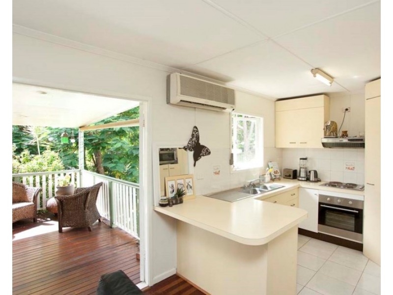 18 Allinga Street, Mount Gravatt East QLD 4122