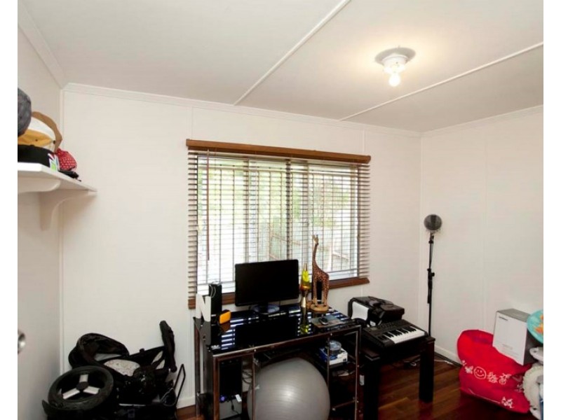 18 Allinga Street, Mount Gravatt East QLD 4122