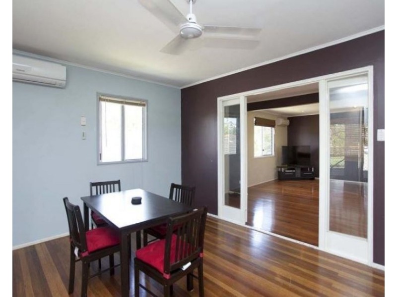 30 Barham Street, Coopers Plains QLD 4108