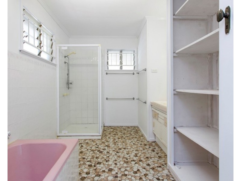 19 Wemvern Street, Upper Mount Gravatt QLD 4122