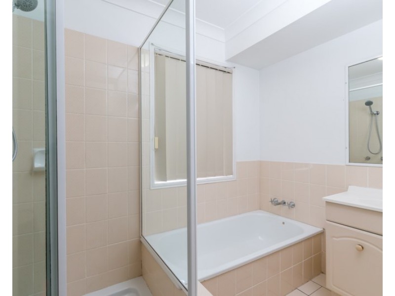 6/15 Erindale Close, Wishart QLD 4122