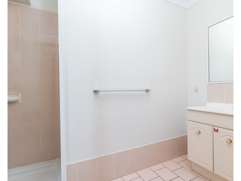 6/15 Erindale Close, Wishart QLD 4122