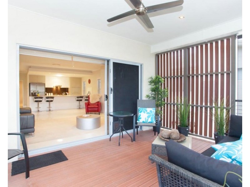 12 Birdwood Road, Holland Park West QLD 4121