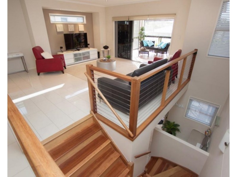 12 Birdwood Road, Holland Park West QLD 4121