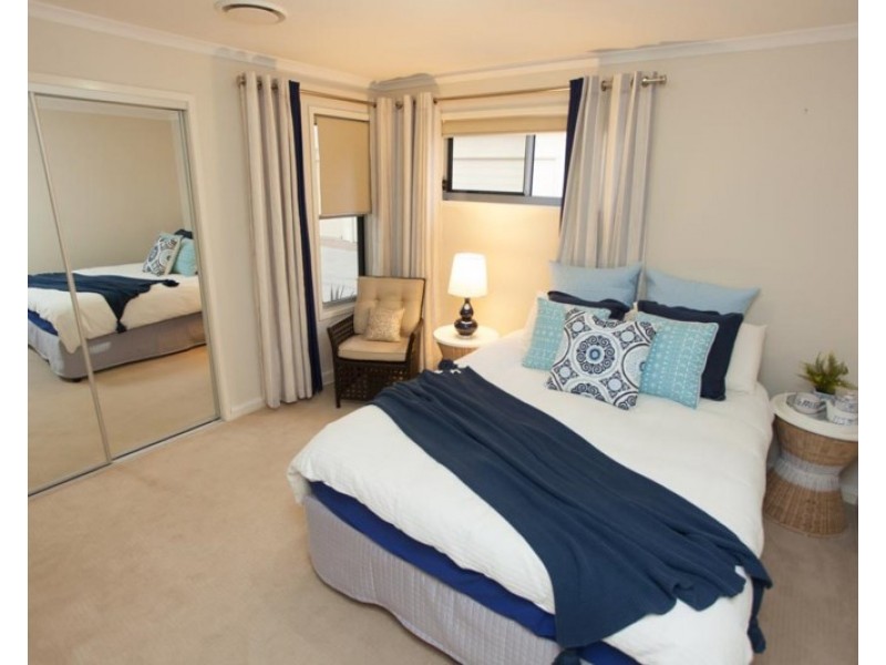 12 Birdwood Road, Holland Park West QLD 4121