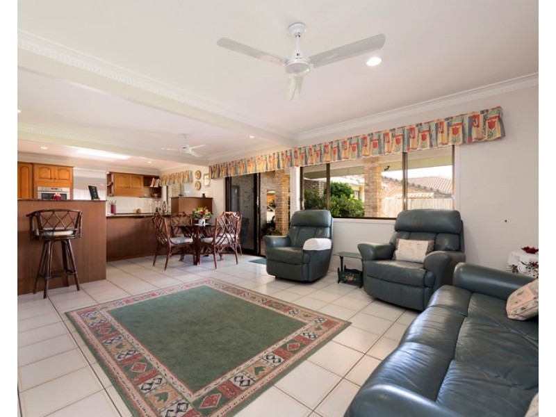 27 Koola Street, Wishart QLD 4122