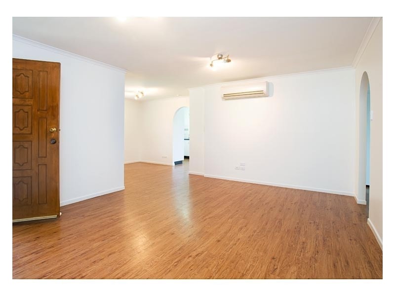 7 Nardie Street, Eight Mile Plains QLD 4113