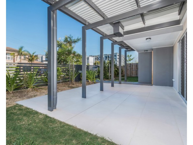 6 Bland Street, Coopers Plains QLD 4108