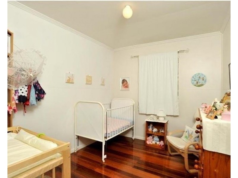 92 Creek Road, Mount Gravatt East QLD 4122