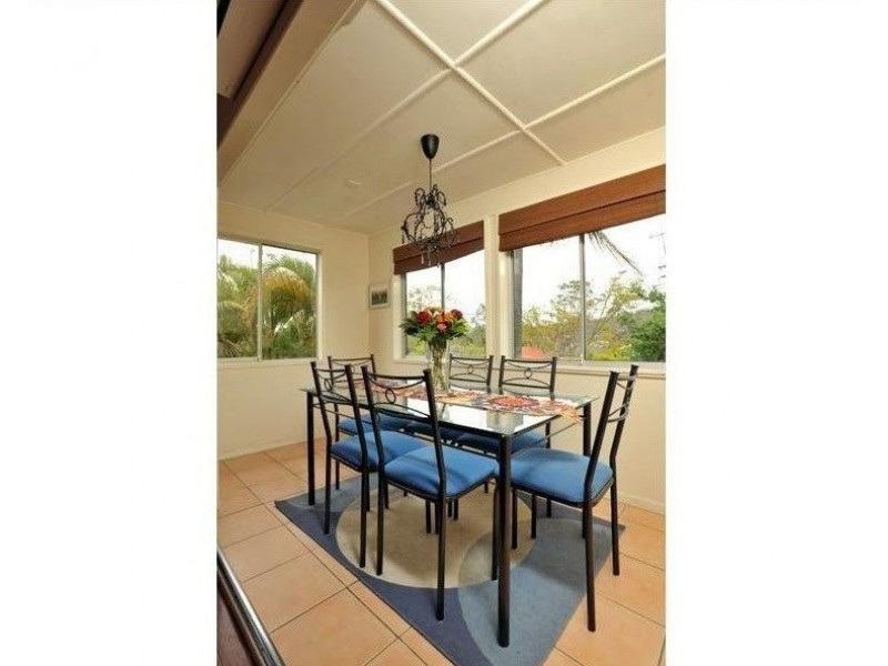 92 Creek Road, Mount Gravatt East QLD 4122